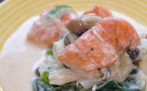 【レシピ】カルシウムたっぷり　鮭とほうれん草のミルク煮